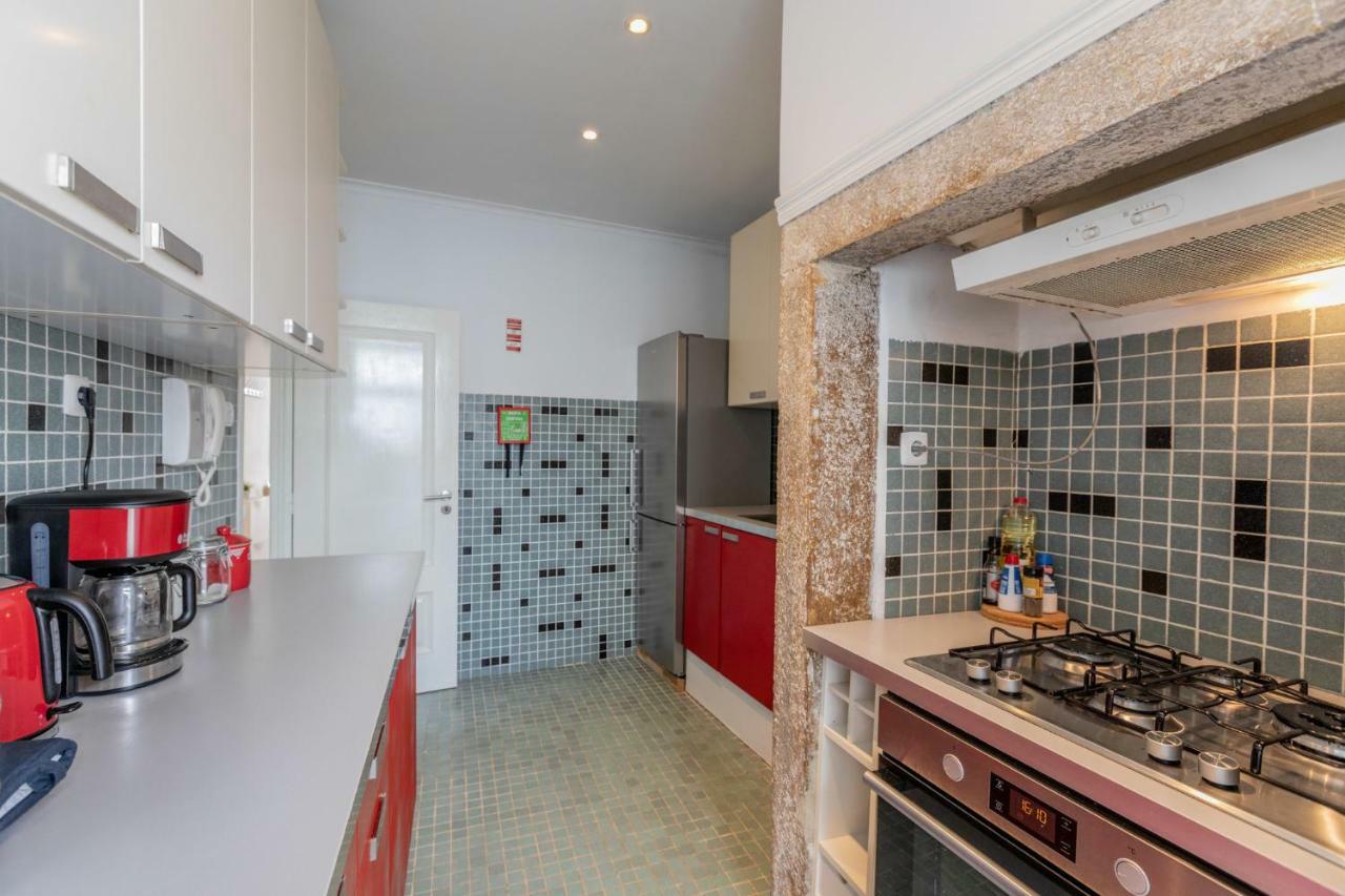 Fantastic Family Apartment In Estrela Lisbona Esterno foto