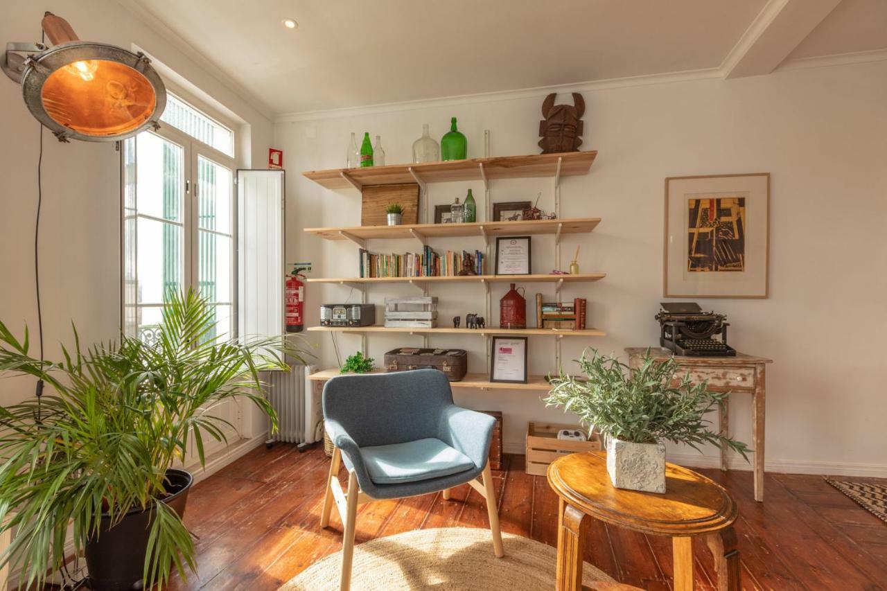 Fantastic Family Apartment In Estrela Lisbona Esterno foto